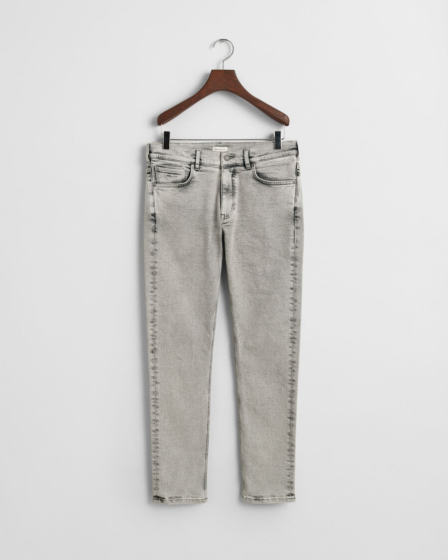 blugi slim fit pentru adolescenți - gri purtați