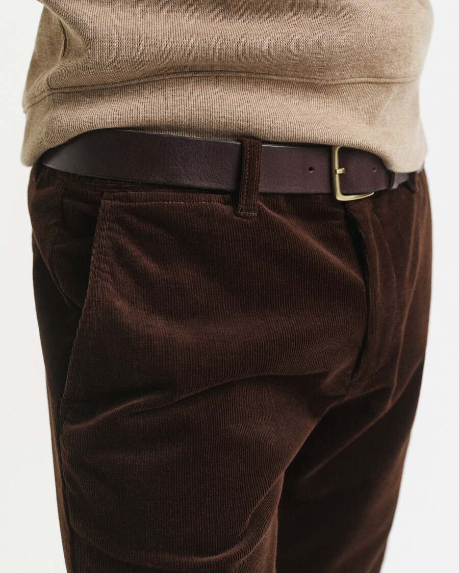 pantaloni chino din catifea reiată slim fit - maro intens