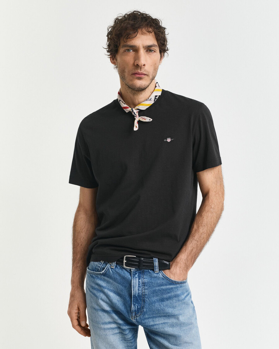 tricou cu croială regulată shield - negru
