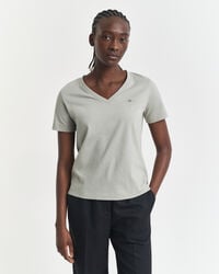 tricou scut cu guler în v - salvie decolorată