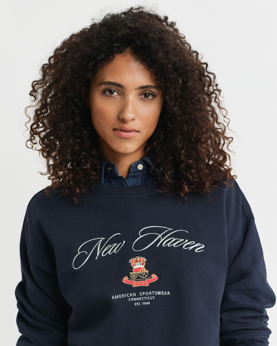 hanorac cu guler rotund și grafic crest - albastru de seară